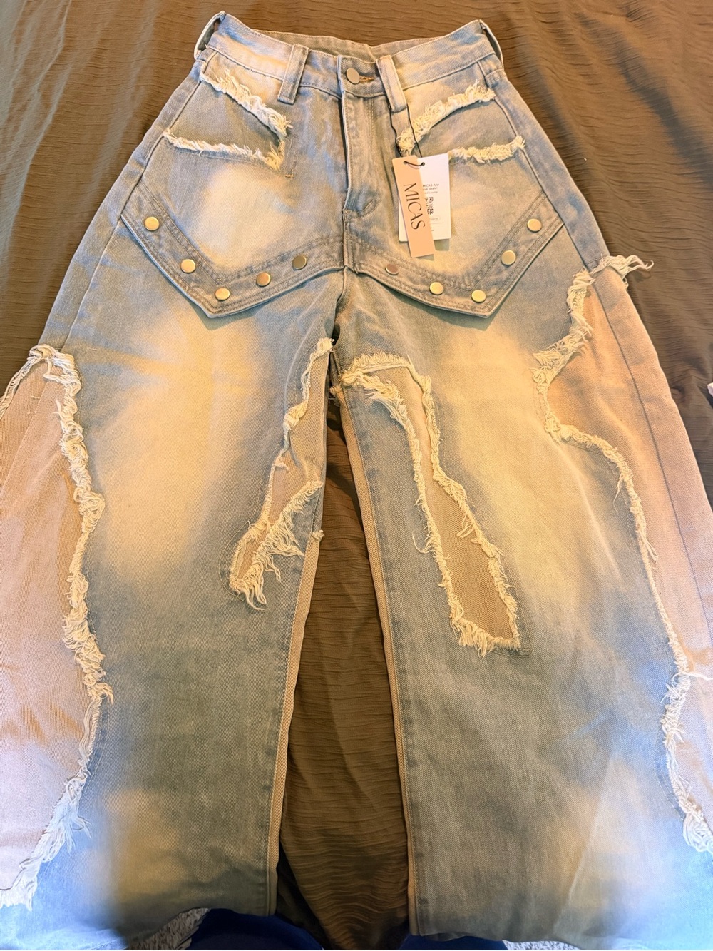 Micas NWT- Premium Sequined light blue distressed women's jeans